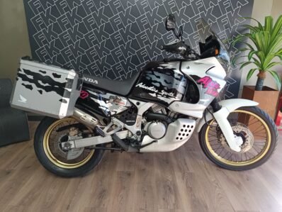 HONDA AFRICA TWIN 750 XRV