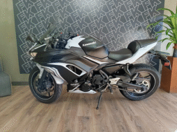KAWASAKI NINJA 650